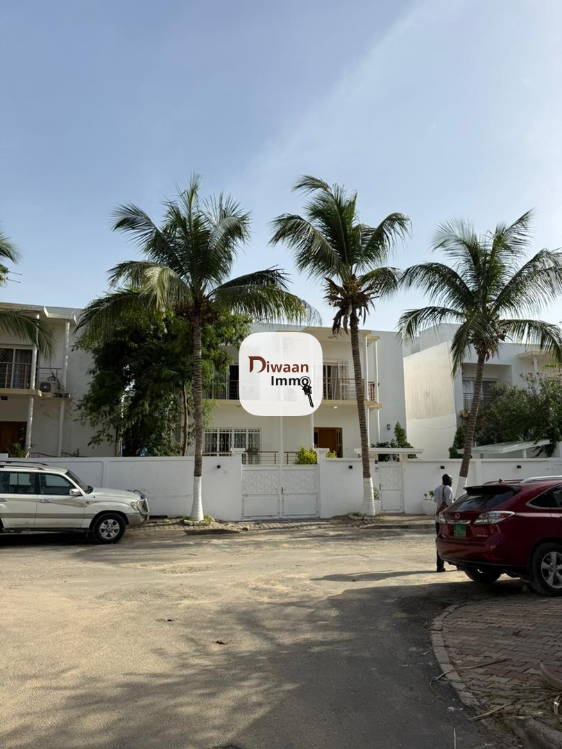 Villa 350M2 à  louer à la cité siprès 2 Mermoz - Image 6