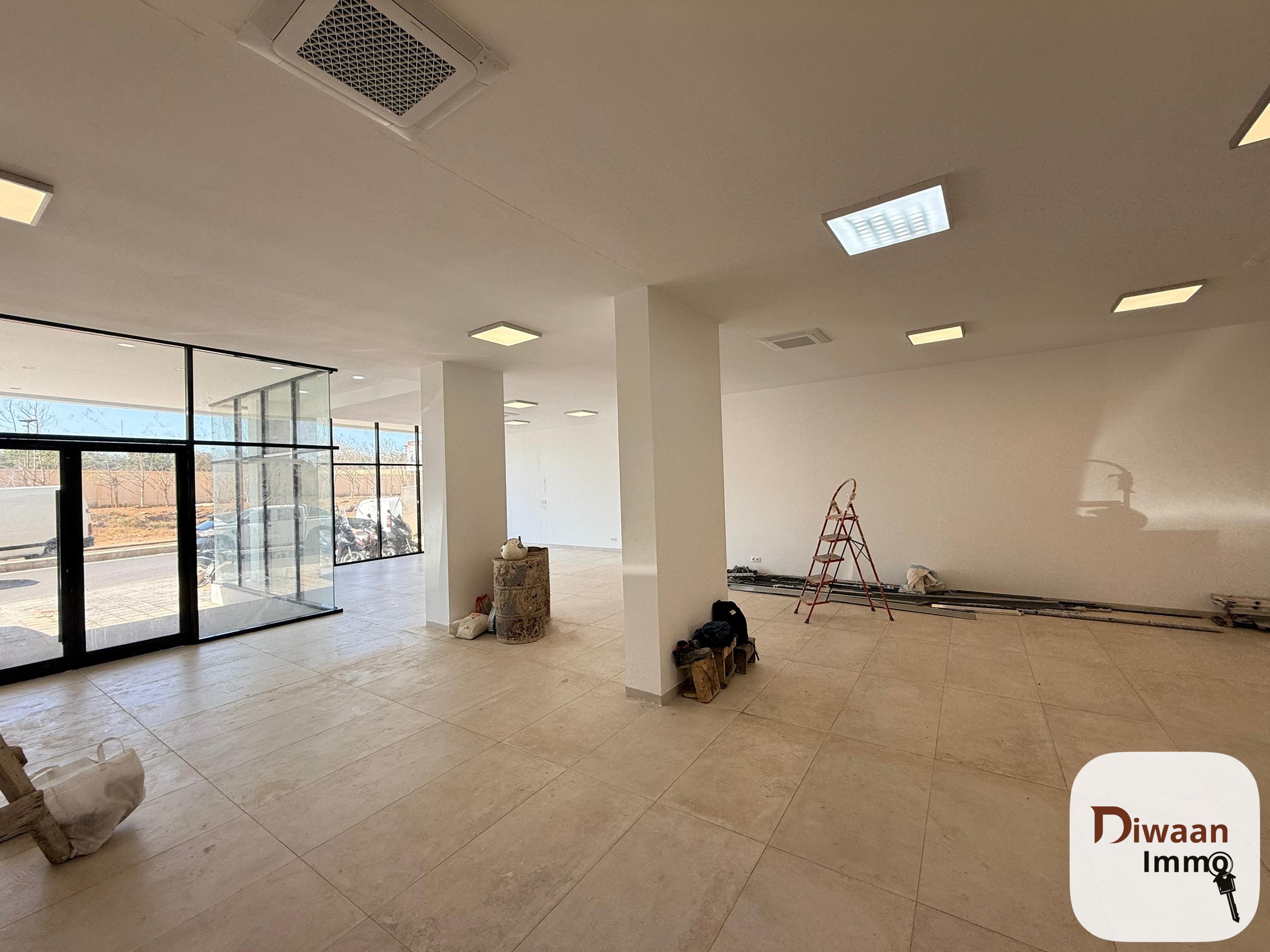 Plateau de bureau à louer de 380M2 aux mamelles