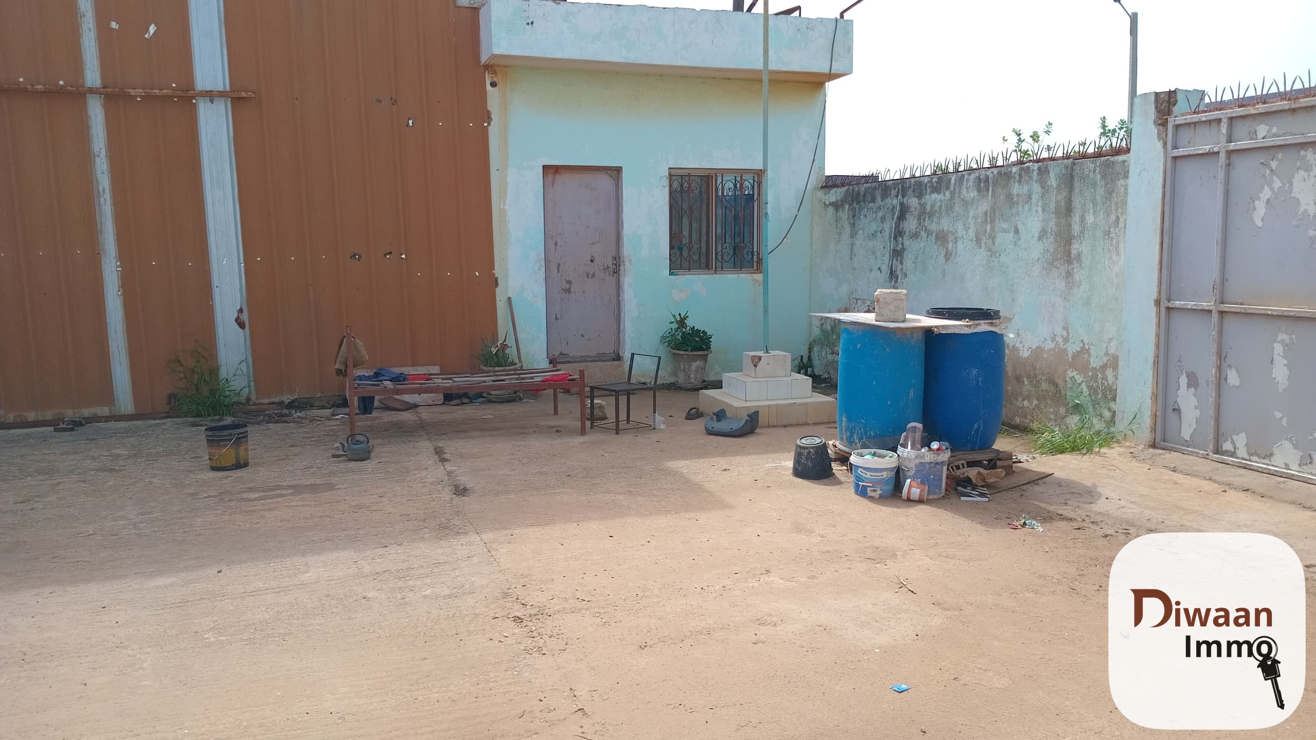 Hangar à louer à Diamnadio - Image 2