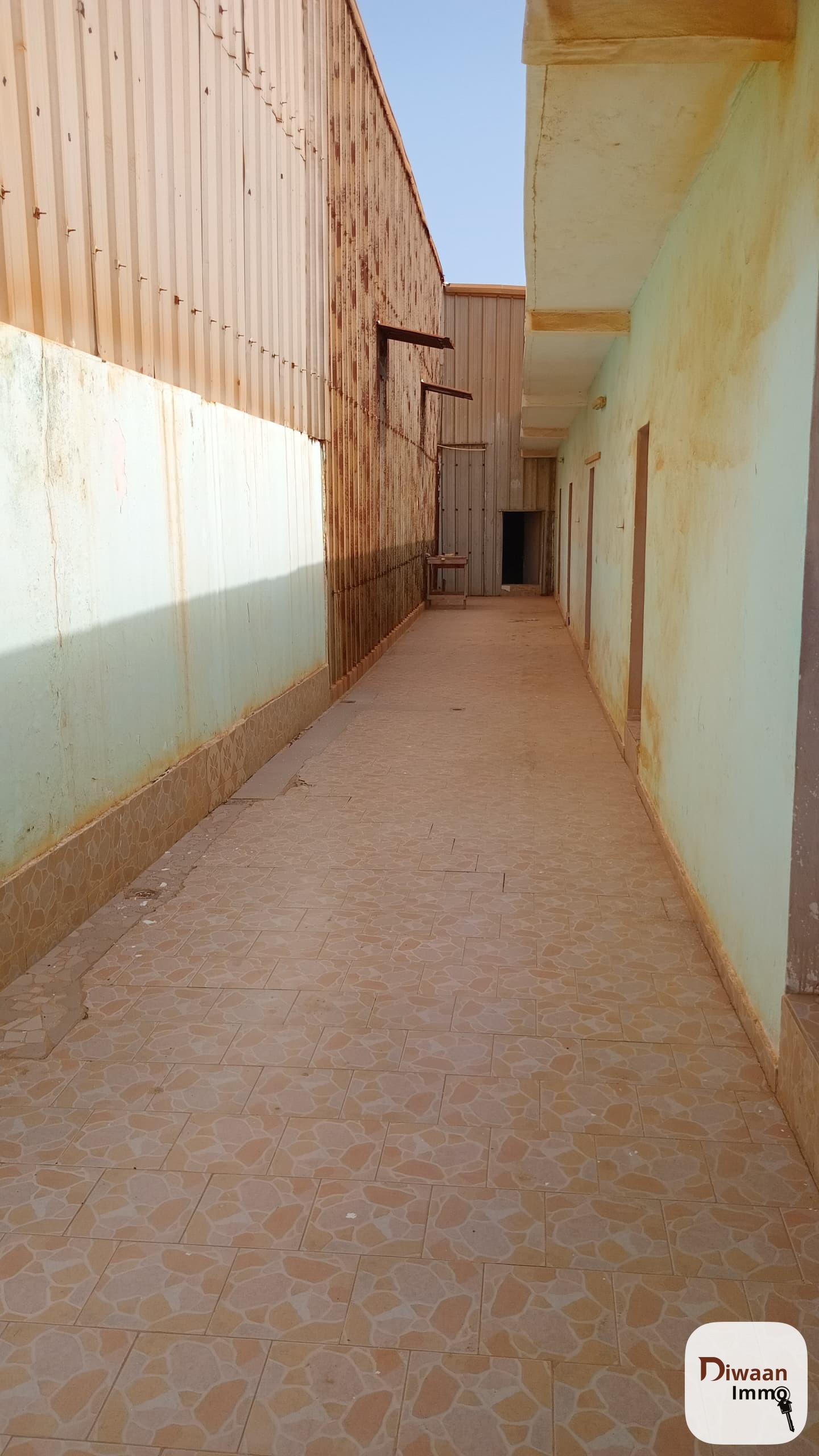 Hangar à louer à Diamnadio - Image 4