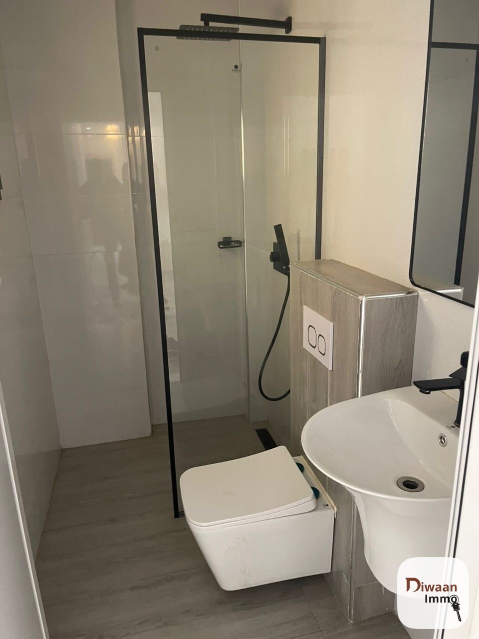 Studio (F2) à louer sur la Vdn - Image 9
