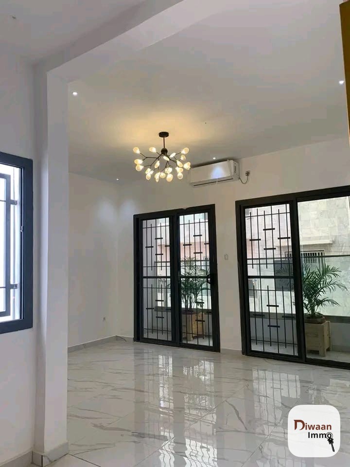 Appartement F4 a louer aux Mamelles cité  Mbackiyou Faye - Image 8