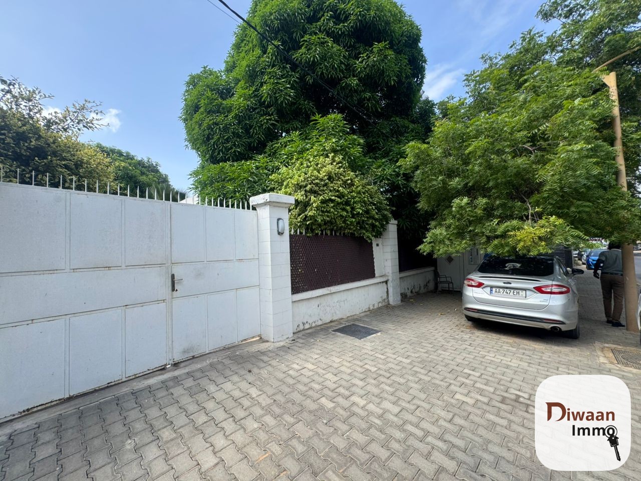 Villa à louer sur la corniche du Plateau - Image 11