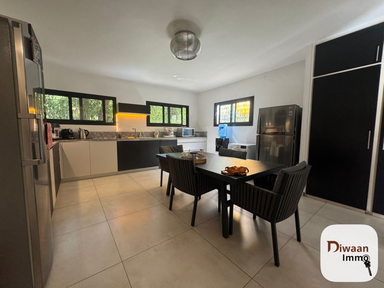 Villa à louer sur la corniche du Plateau - Image 15