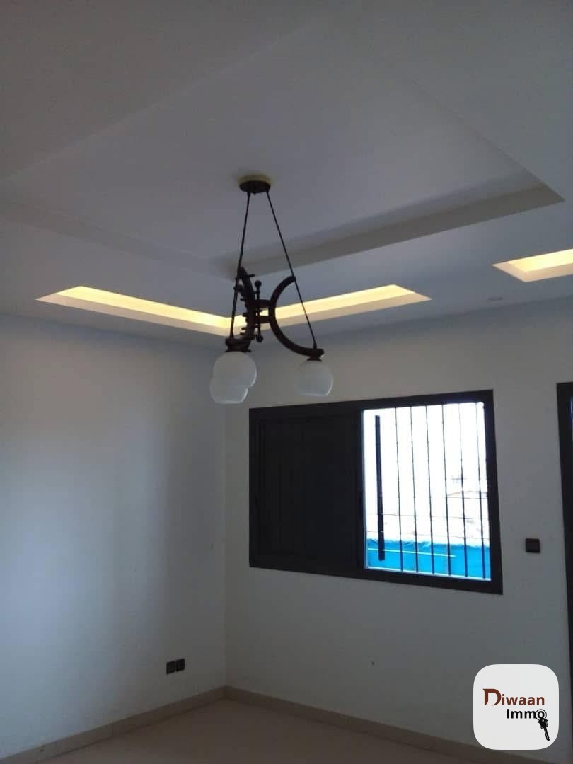 Appartement F4 a louer aux Almadies Recasement - Image 1