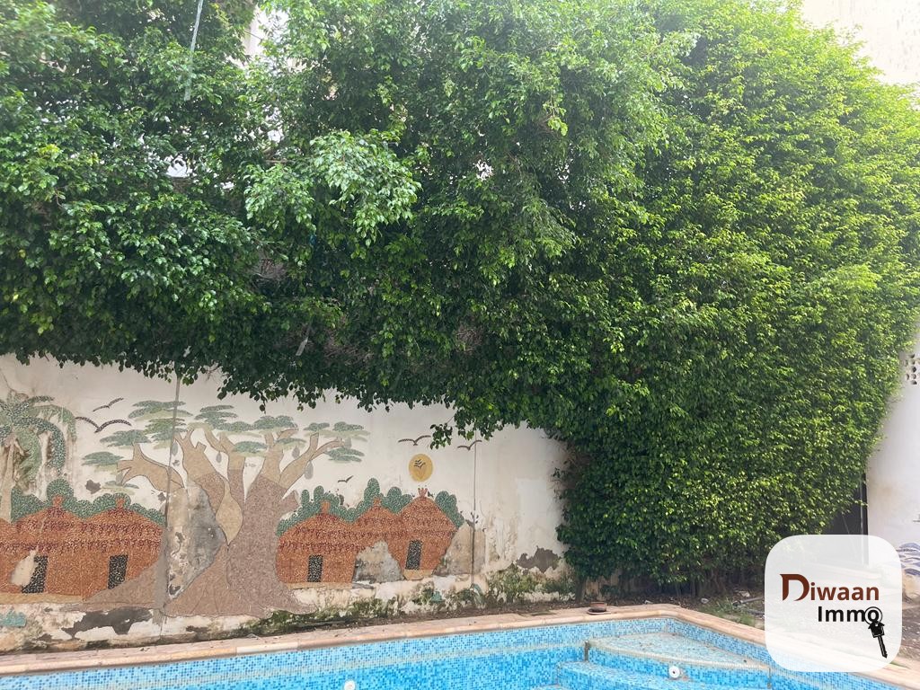 Villa R+1  à louer aux Almadies - Image 17