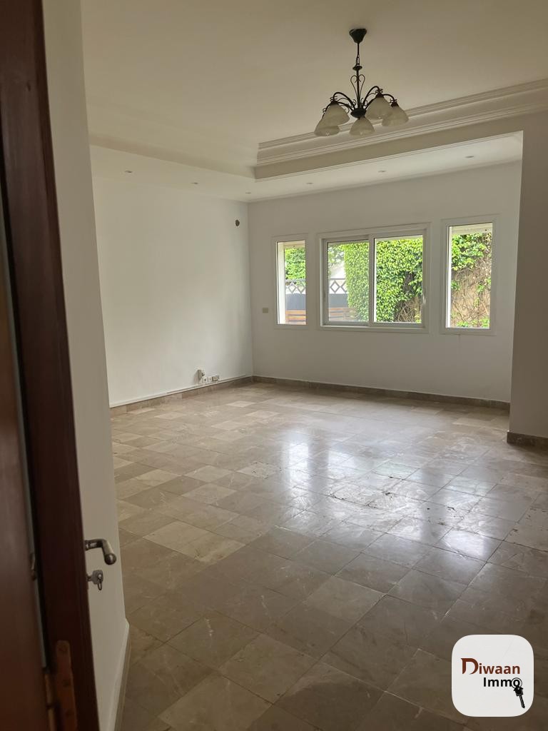 Villa R+1  à louer aux Almadies - Image 35