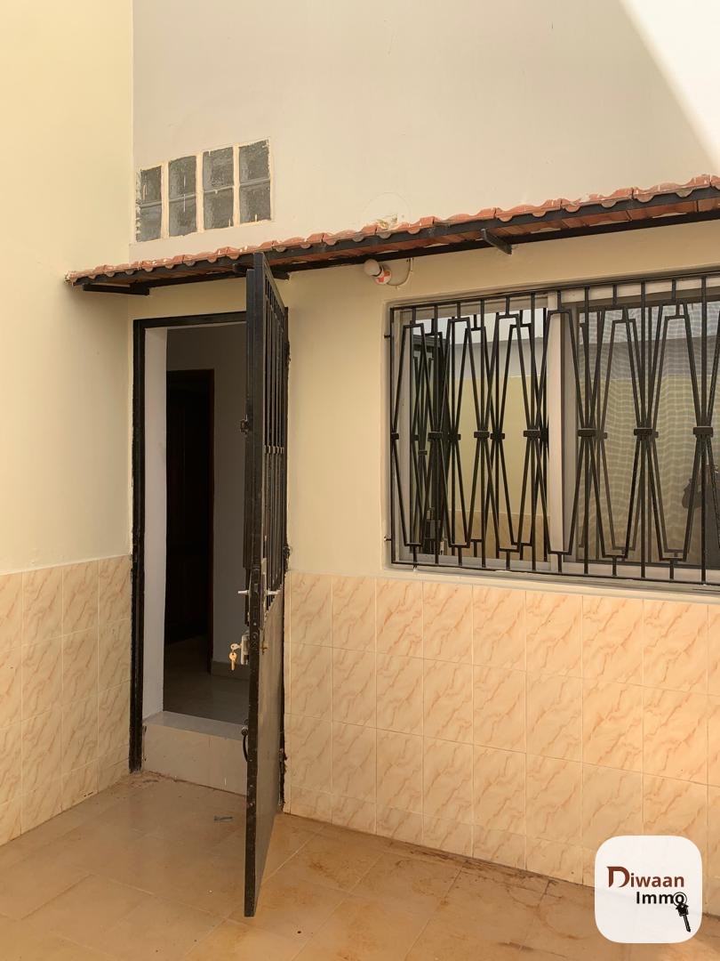 Villa R1 a louer à Liberté 6 - Image 10