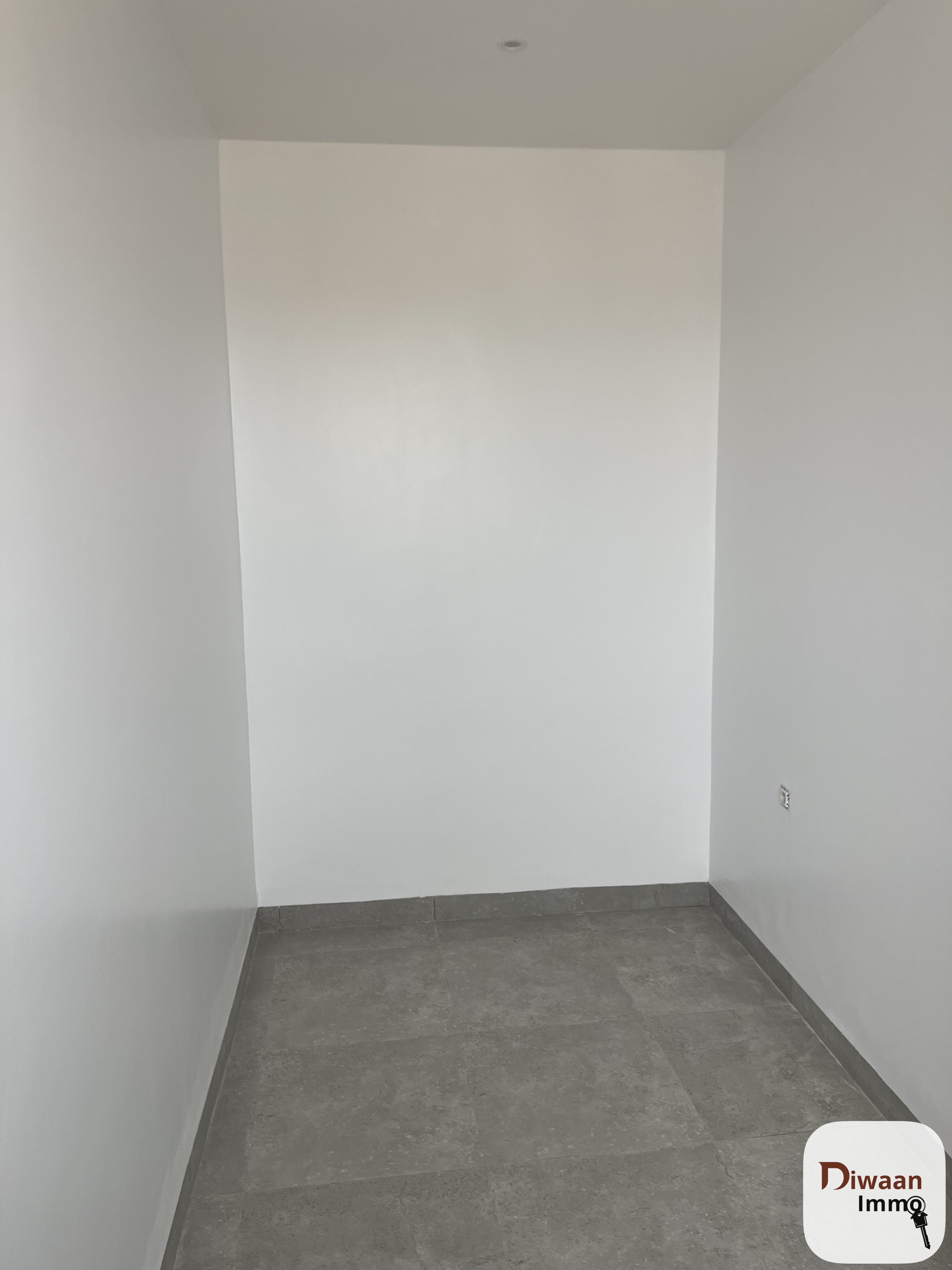Appartement F4 neuf et moderne sur la route principale de Liberté4 - Image 6