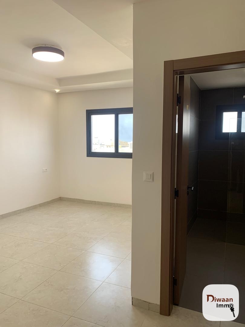 Appartement F4 à louer aux Mamelles immeuble avec salle de sport et piscine - Image 18