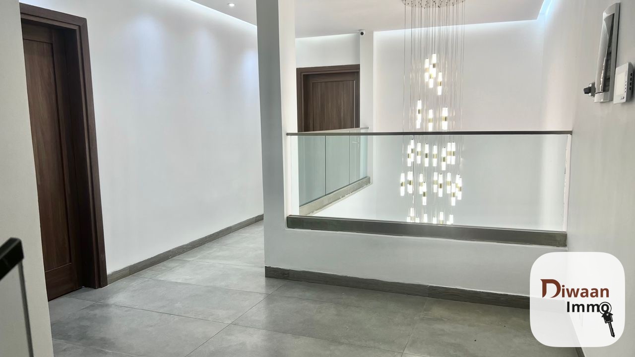 Villa R+3 à louer à la Cité Teylum - Image 12