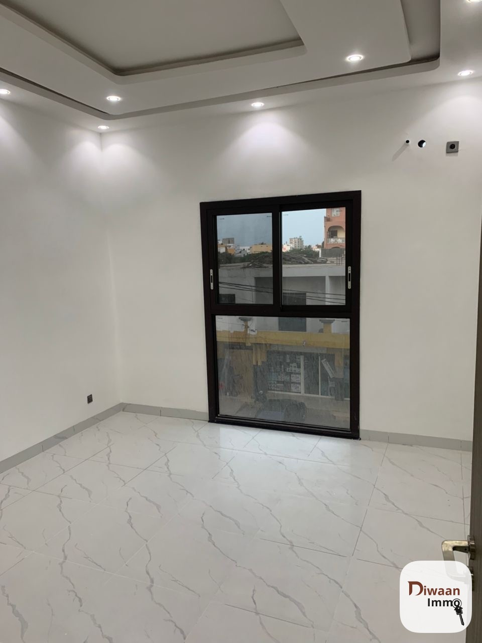 Appartement F2 à louer à la Zone A - Image 7
