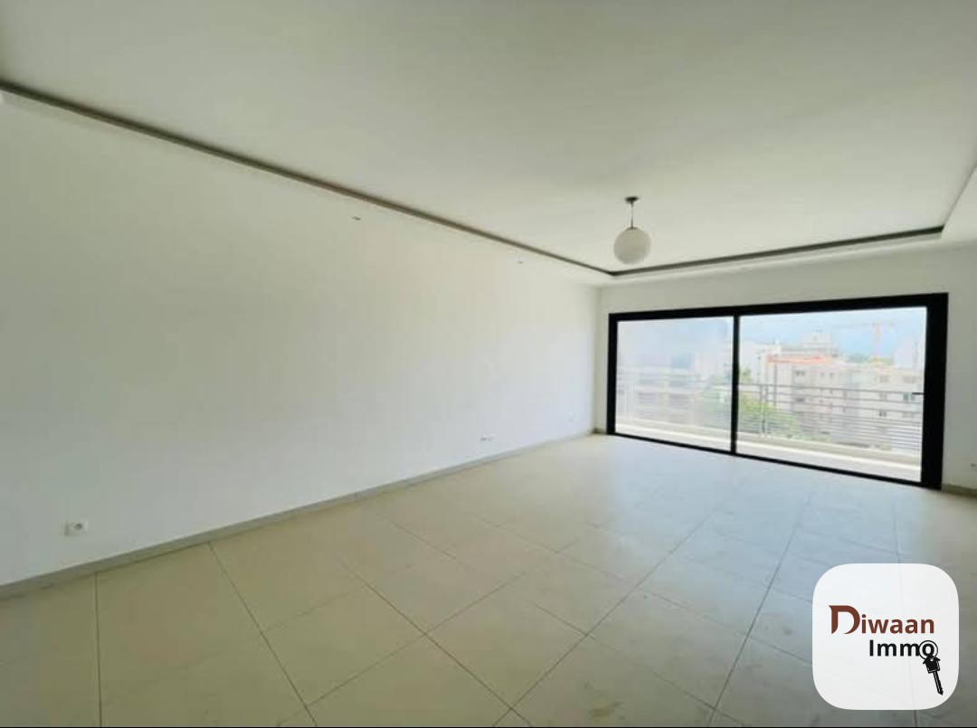 Appartement F4 neuf de 170 m2 à vendre au Point E - Image 9