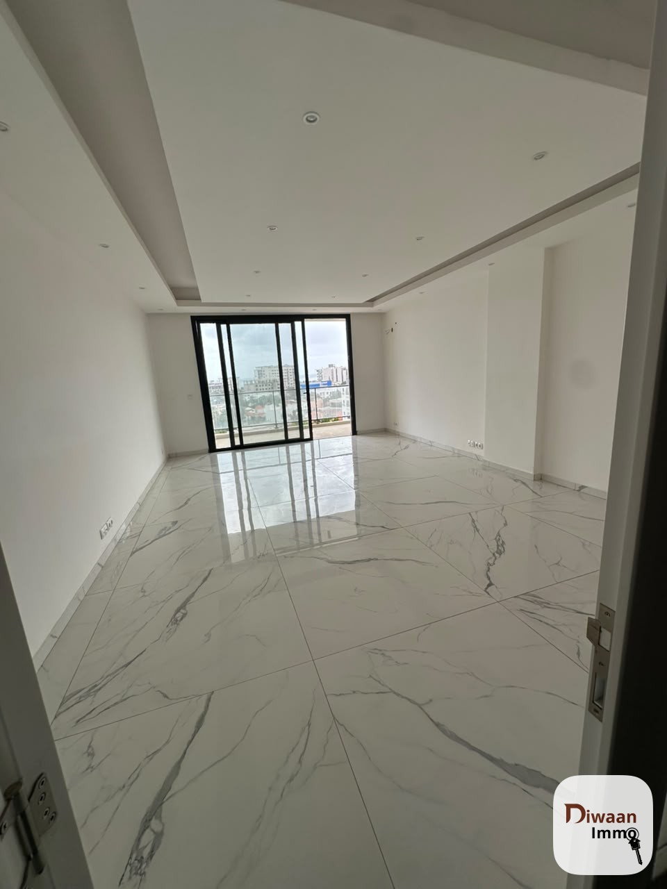 Appartement F4 à louer aux Almadies - Image 3