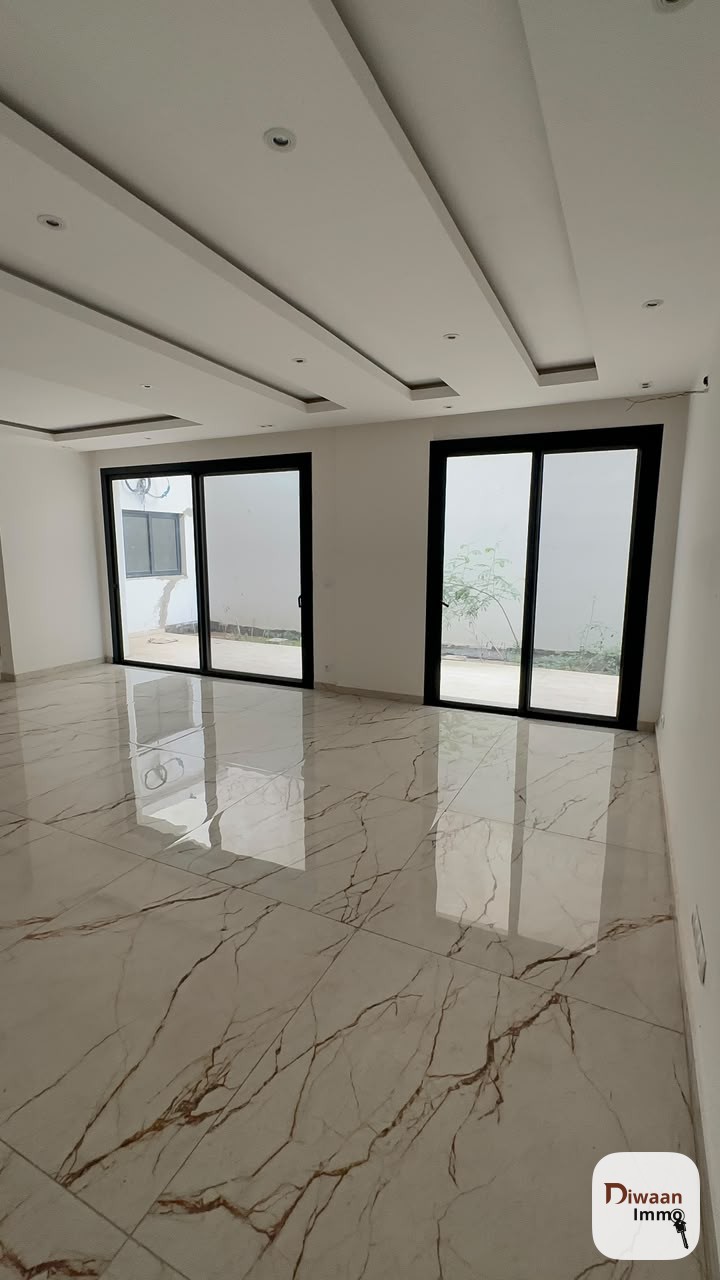 Un grand appartement de 360m2 à louer aux Almadies. - Image 13