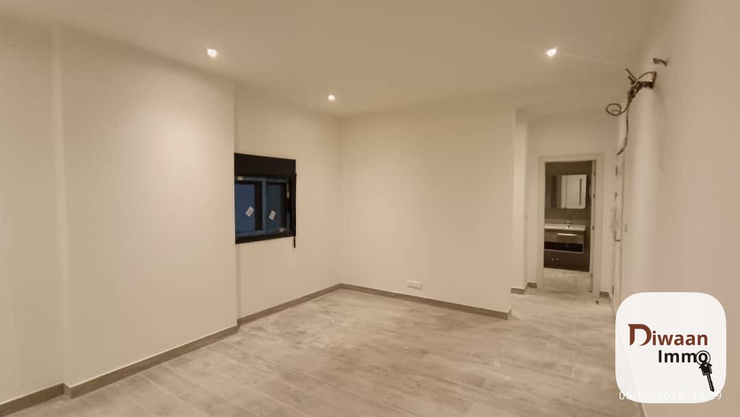 Appartement F4 à vendre au Point E